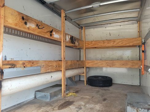 Used 2023 GMC Savana 3500 w/ Power Convenience Package image 8