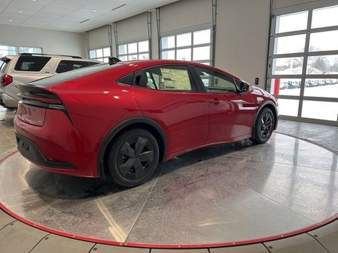 New 2026 Toyota Prius LE image 8