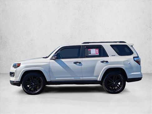Used 2021 Toyota 4Runner Nightshade AWD/4WD image 9