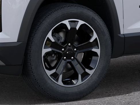 New 2027 Chevrolet Equinox LT w/ Safety and Technology Package FWD image 9