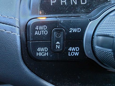 Used 2022 RAM 1500 Limited AWD/4WD image 22