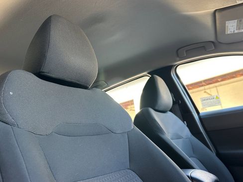 Used 2025 Nissan Kicks S image 20