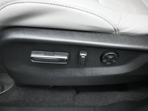 Used 2021 Honda CR-V EX-L image 12