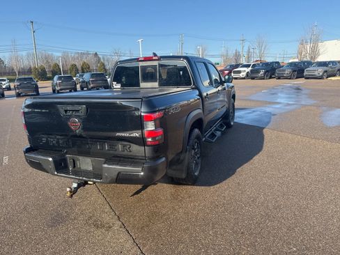 Used 2022 Nissan Frontier PRO-4X w/ Pro-4X Premium Package image 14