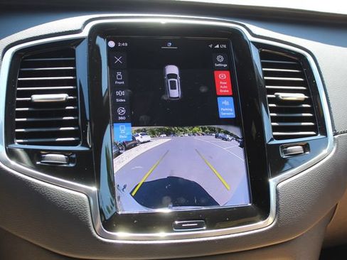 Certified 2023 Volvo XC90 B6 Ultimate w/ Protection Package Premier AWD/4WD image 26