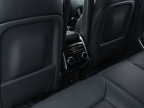 Used 2024 Land Rover Range Rover SE AWD/4WD image 30