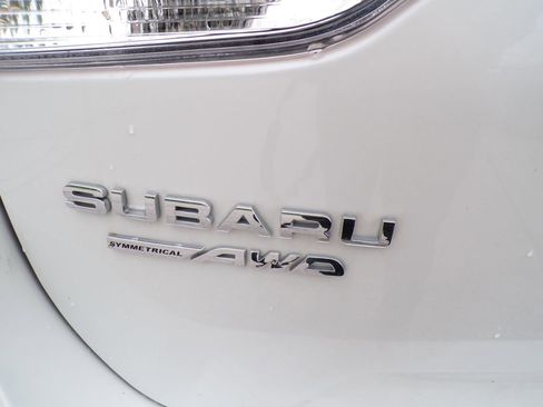 Used 2022 Subaru Forester Limited AWD/4WD image 18