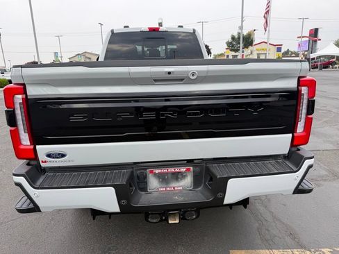 Used 2025 Ford F250 Platinum AWD/4WD image 5