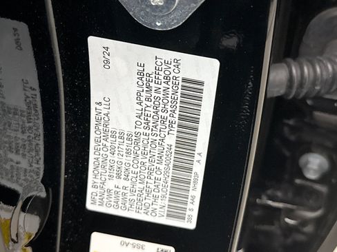 Used 2025 Acura Integra FWD image 11
