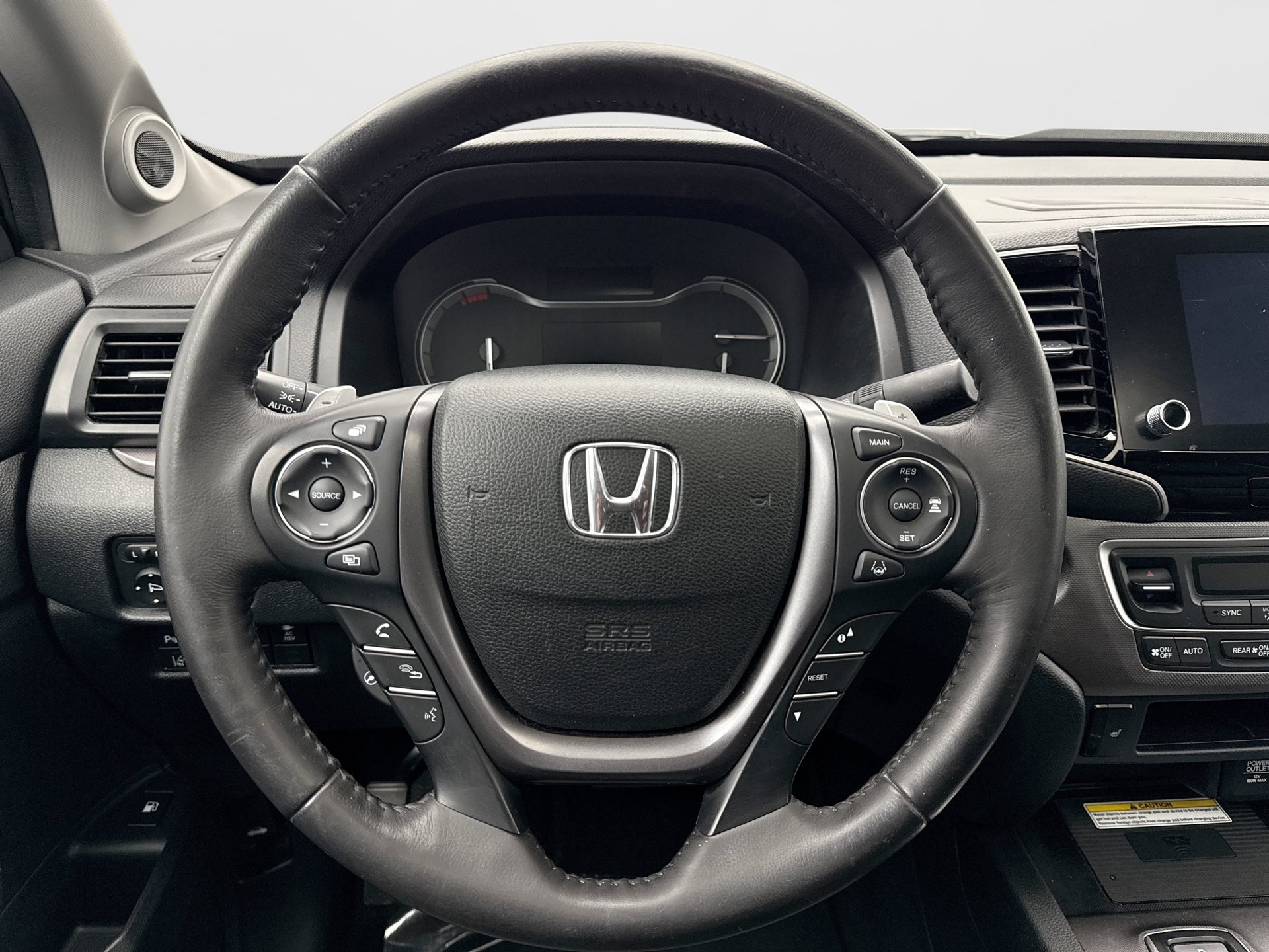 Used 2023 Honda Ridgeline RTL-E image 12