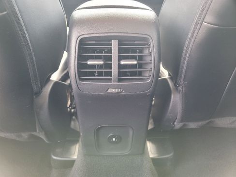 Used 2024 Ford Escape Platinum AWD/4WD image 16