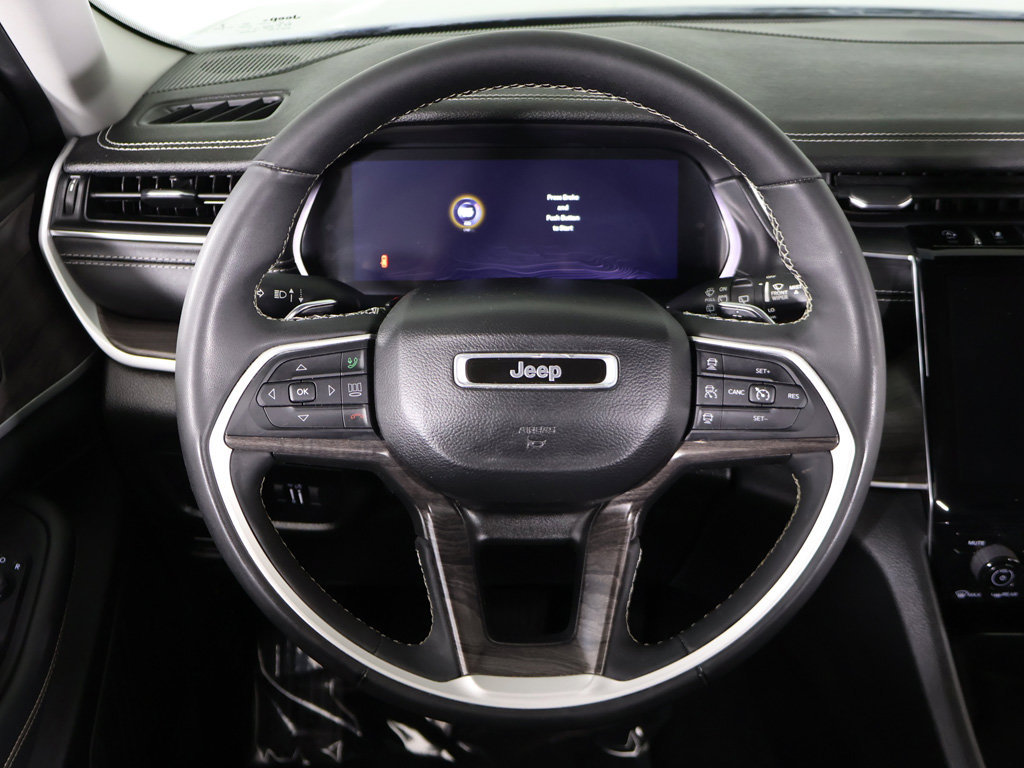 Used 2023 Jeep Grand Cherokee L Limited w/ Luxury Tech Group II AWD/4WD image 45