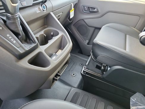 New 2026 Ford Transit 250 148 Medium Roof image 29