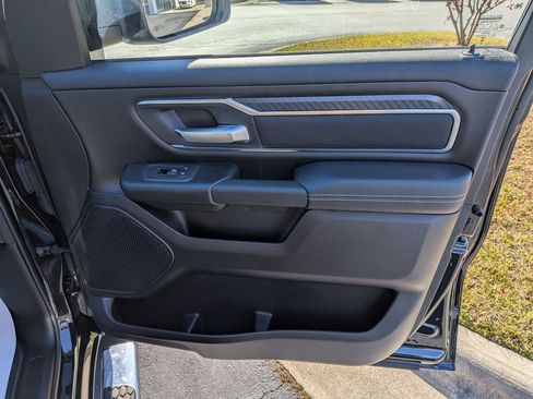 Used 2025 RAM 1500 Big Horn image 34