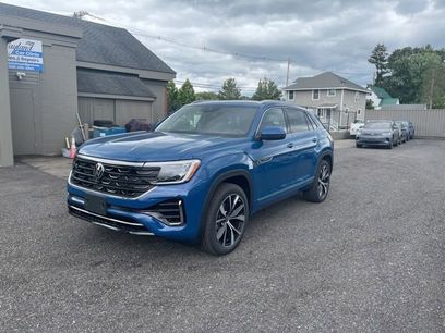 New 2025 Volkswagen Atlas Cross Sport SEL Premium R-Line