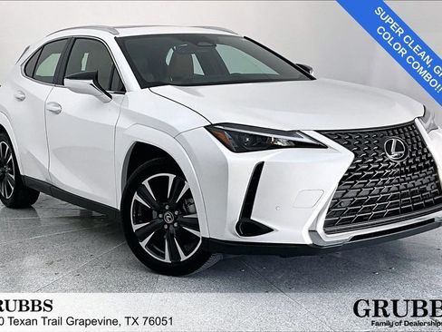Used 2025 Lexus UX 300h AWD image 1