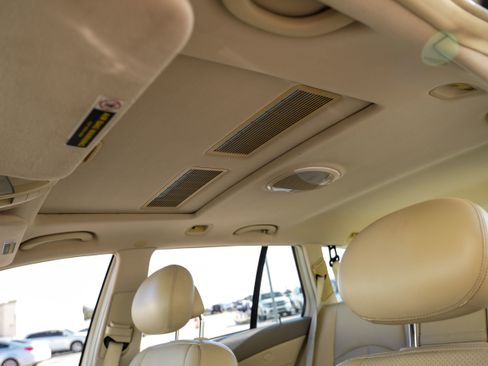 Used 2004 Mercedes-Benz E 320 4MATIC Wagon image 4