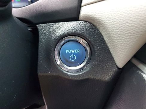 Used 2022 Toyota RAV4 Limited image 24