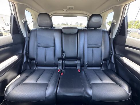 Used 2017 Nissan Rogue SL FWD image 35