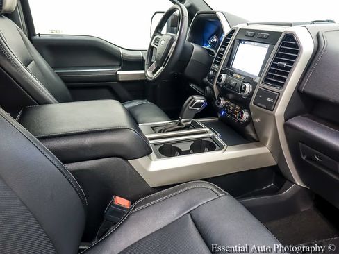 Used 2019 Ford F150 Lariat w/ Equipment Group 502A Luxury AWD/4WD image 25