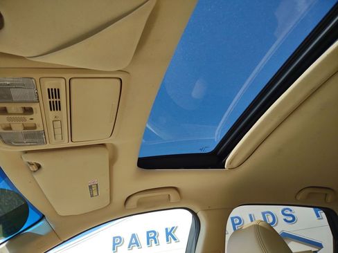 Used 2011 Honda Crosstour EX-L image 19