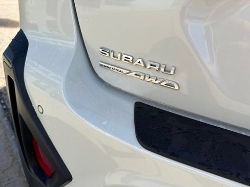 Used 2024 Subaru Crosstrek 2.5i Limited AWD/4WD image 25