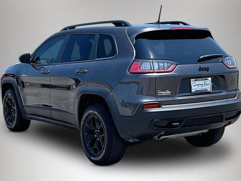 Used 2022 Jeep Cherokee Latitude AWD/4WD image 4