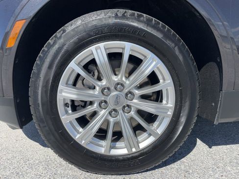 Used 2019 Cadillac XT5 FWD image 21