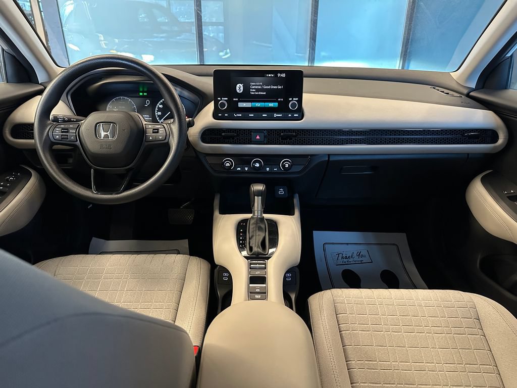 Used 2024 Honda HR-V LX image 9