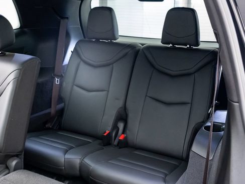 Used 2023 Cadillac XT6 Premium Luxury AWD/4WD image 20