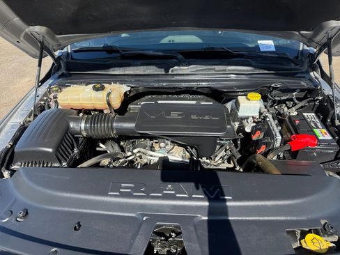 Used 2022 RAM 1500 Big Horn w/ Night Edition RWD image 34