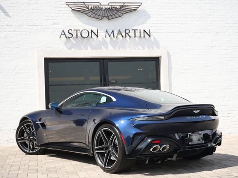 Used 2026 Aston Martin V8 Vantage S RWD image 2