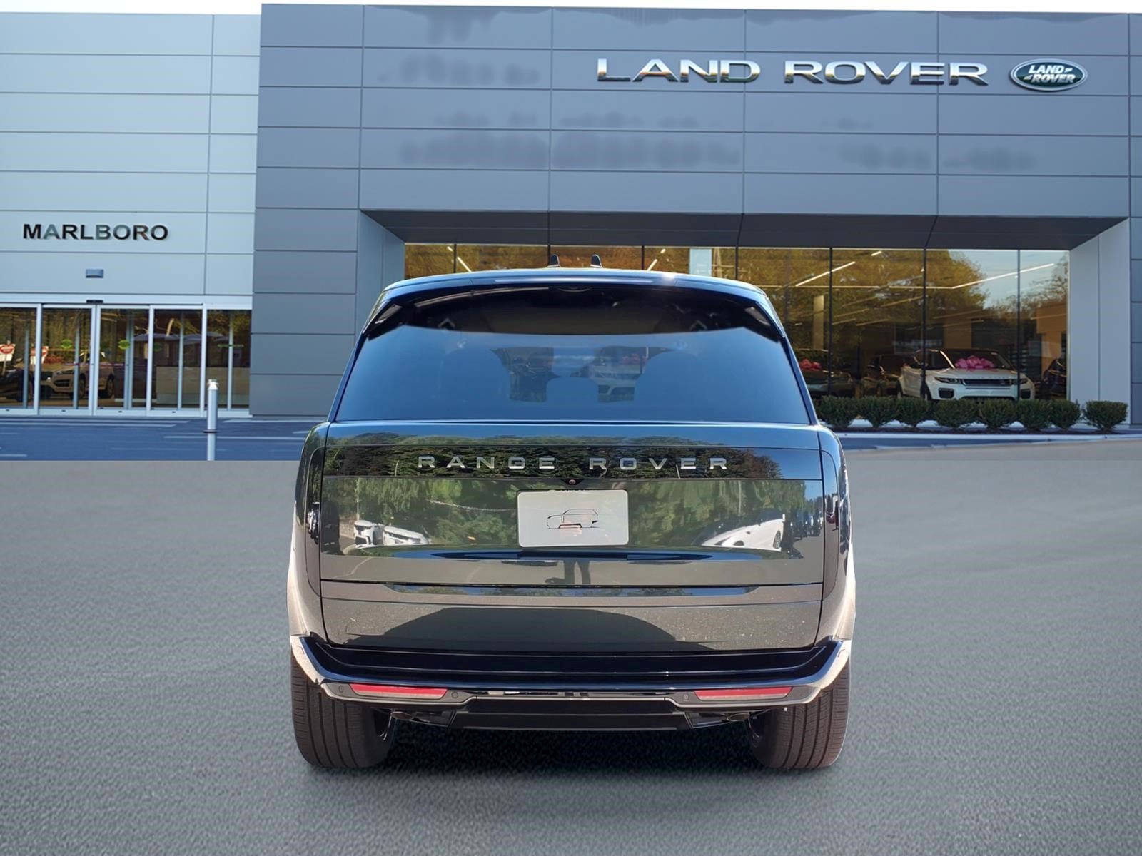 New 2027 Land Rover Range Rover Long Wheelbase SE AWD/4WD image 7
