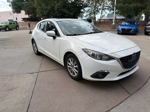 Used 2016 MAZDA MAZDA3 i Touring FWD image 7