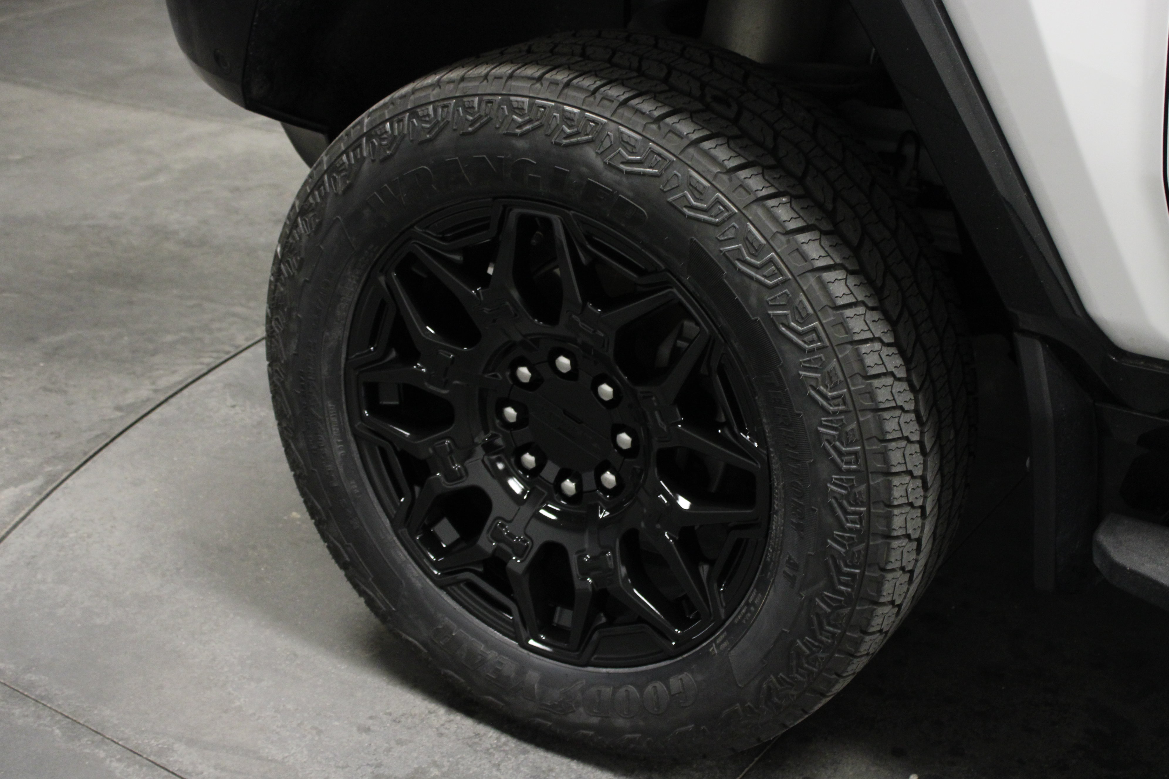 Used 2025 GMC Hummer EV 3X AWD/4WD image 10