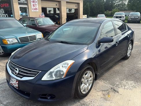 Used 2012 Nissan Altima 2.5 S FWD image 2
