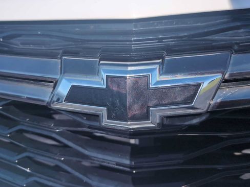 Used 2022 Chevrolet Equinox RS w/ LPO, Floor Liner Package FWD image 29