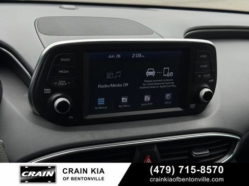 Used 2020 Hyundai Santa Fe SE FWD image 15