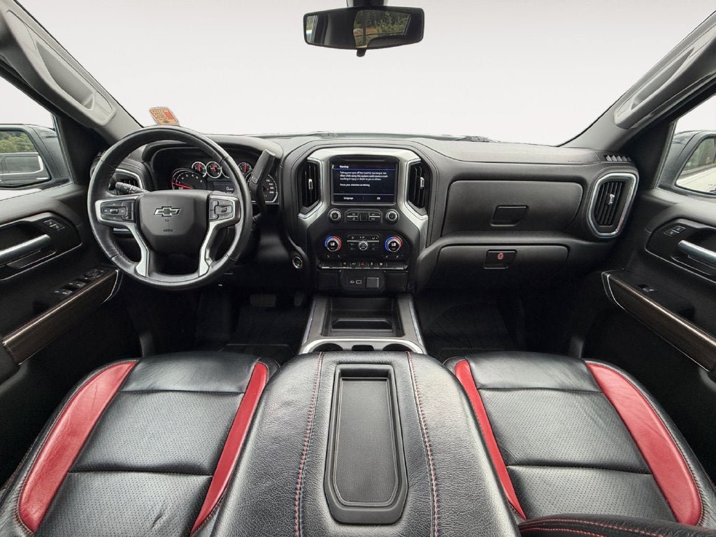 Used 2022 Chevrolet Silverado 1500 RST w/ Redline Edition AWD/4WD image 12