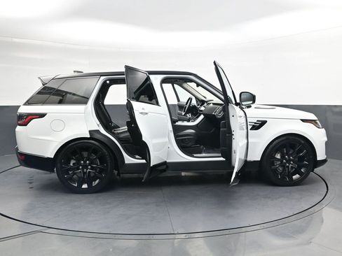 Used 2018 Land Rover Range Rover Sport HSE AWD/4WD image 33