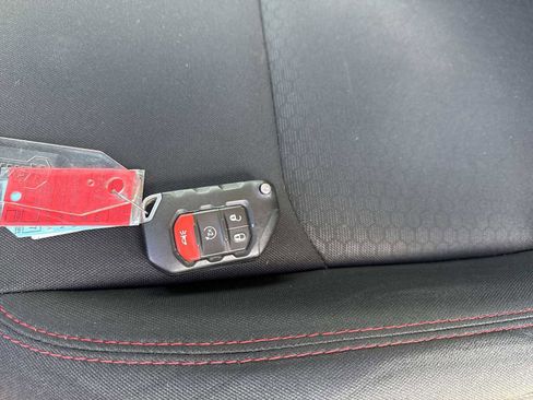 Used 2020 Jeep Gladiator Rubicon image 34