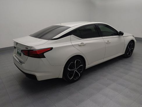 Used 2023 Nissan Altima 2.5 SR w/ SR Premium Package image 10