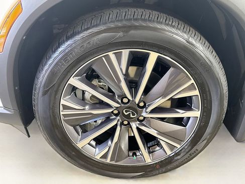 Certified 2026 INFINITI QX60 Luxe w/ Family Package image 43