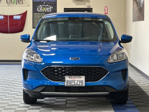 Used 2020 Ford Escape SE FWD image 9