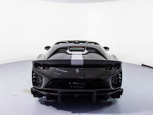 Used 2024 Ferrari 812 Competizione A image 7