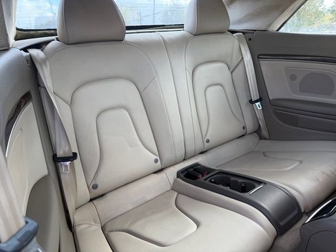 Used 2011 Audi A5 2.0T Premium image 11