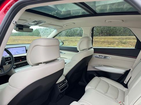 New 2026 Genesis GV70 2.5T Advanced image 24