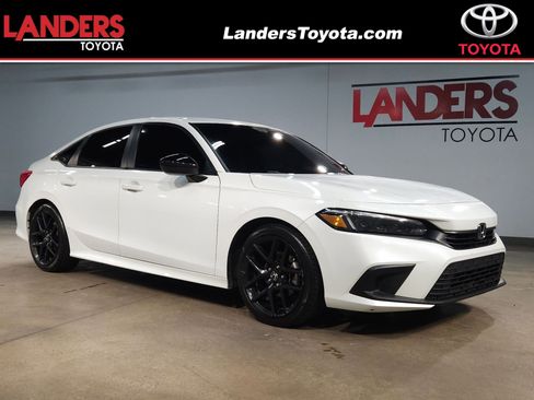 Used 2022 Honda Civic Sport image 1