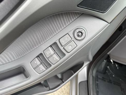 Used 2012 Hyundai Elantra GLS w/ Preferred Pkg 3 FWD image 37
