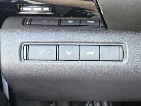 New 2026 Nissan Pathfinder SV w/ Cargo Package image 19